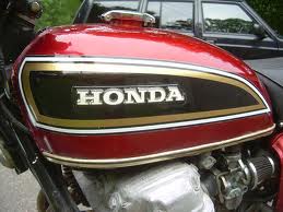 Honda 750 gas tank red